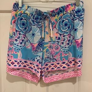 Lilly Pulitzer Shorts. XL. EUC